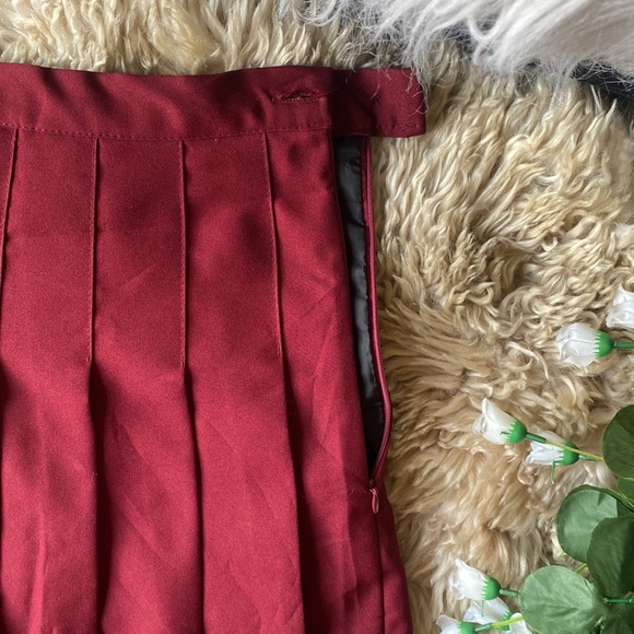 Instagram/Reels famous skirt - Picture 5 of 7